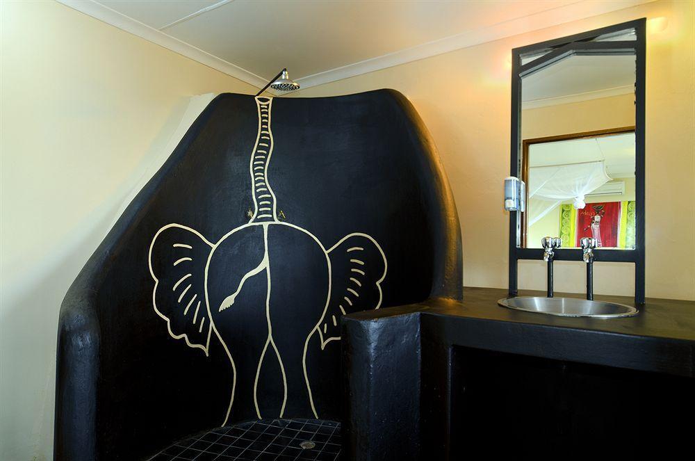 Villa Gondwana Etosha Safari Camp à Okaukuejo Extérieur photo