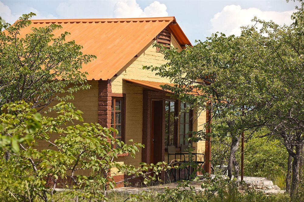 Villa Gondwana Etosha Safari Camp à Okaukuejo Extérieur photo