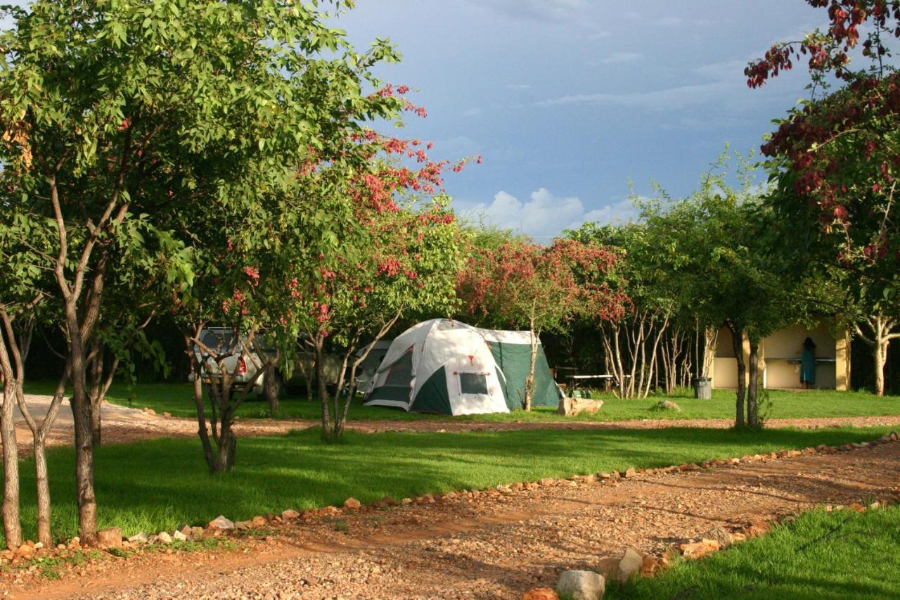 Villa Gondwana Etosha Safari Camp à Okaukuejo Extérieur photo