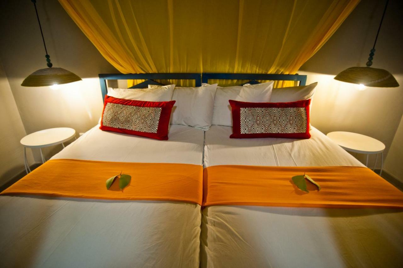 Villa Gondwana Etosha Safari Camp à Okaukuejo Extérieur photo