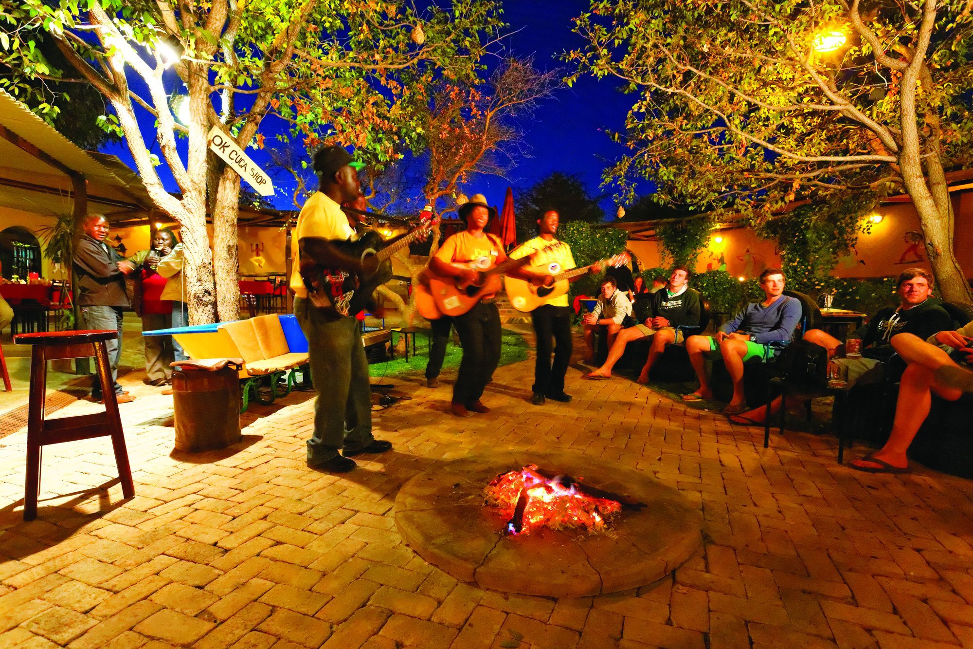 Villa Gondwana Etosha Safari Camp à Okaukuejo Extérieur photo